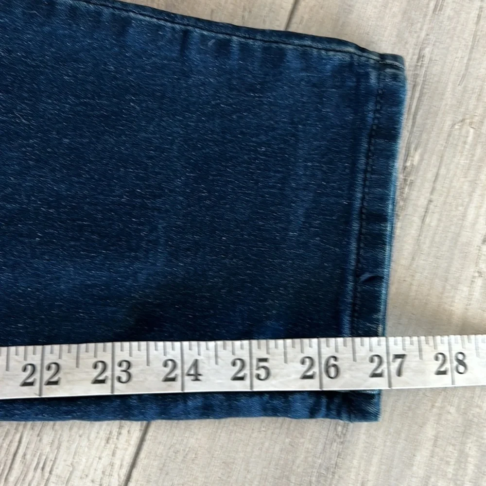 Levi’s size 32 pull on skinny jeans